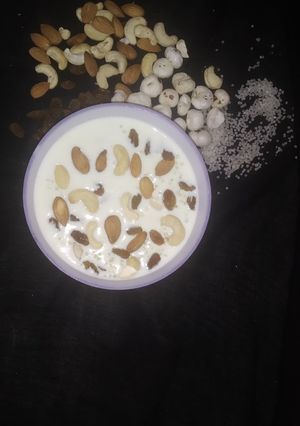 साबूदाना खीर (Sabudana kheer recipe in Hindi) रेसिपी मुख्य फोटो