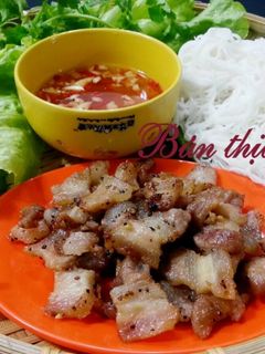 Hình của món Bún thịt nướng.