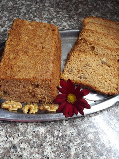 Una foto de Budín de miel y nueces