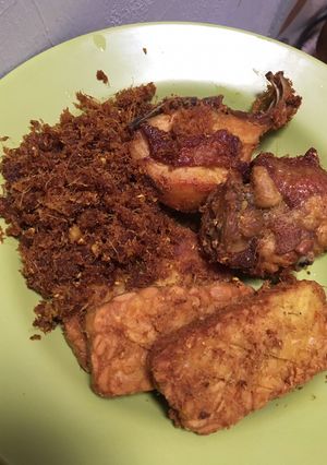 Foto resep Ayam ungkep lengkuas