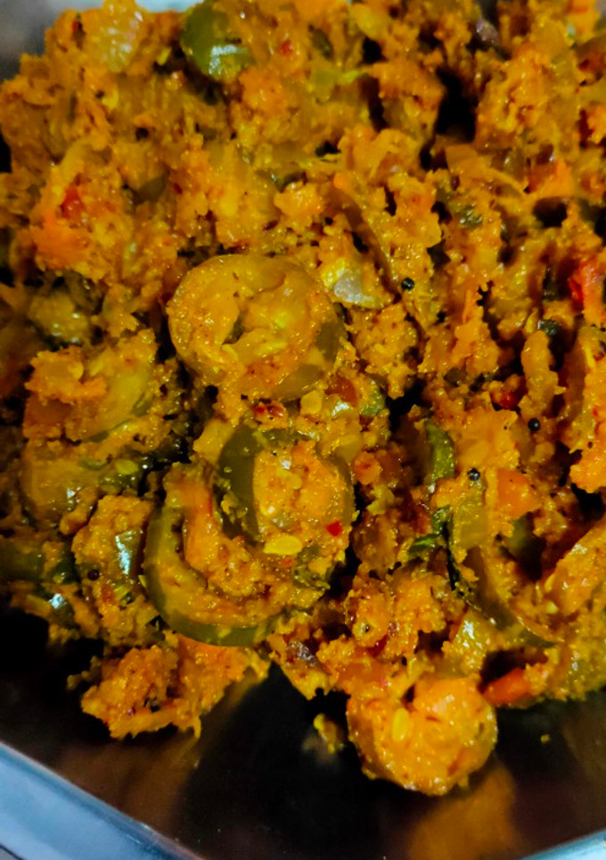 நிலக்கடலை பொடி கோவைக்காய் பொரியல் (Nilakadalai podi kovakkai poriyal recipe in tamil) செய்முறை முக்கிய புகைப்படம்