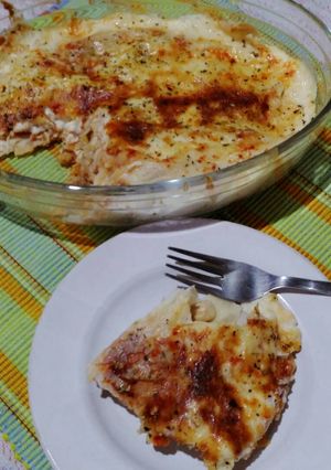 A picture of Baked Macaroni in white sauce.