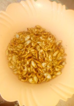 A picture of Roasted Pumpkin Seeds.