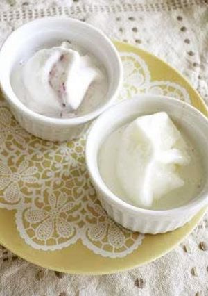 A picture of Easy Ice Cream Made with Marshmallows.