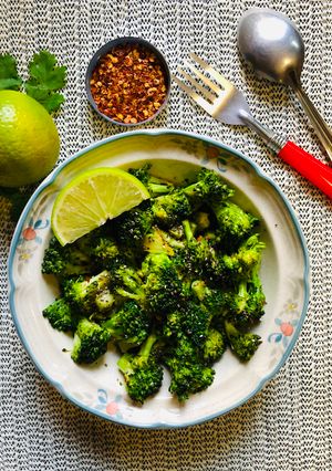 A picture of Stir Fry Broccoli.
