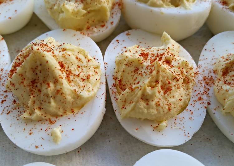 Deviled Eggs with Blue Cheese