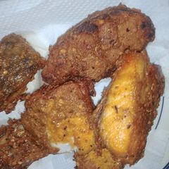 A picture of Fried Fish.