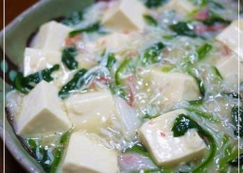 How to Cook Yummy Taiwanese Tofu in Thick Sauce with Spinach and Shirasu