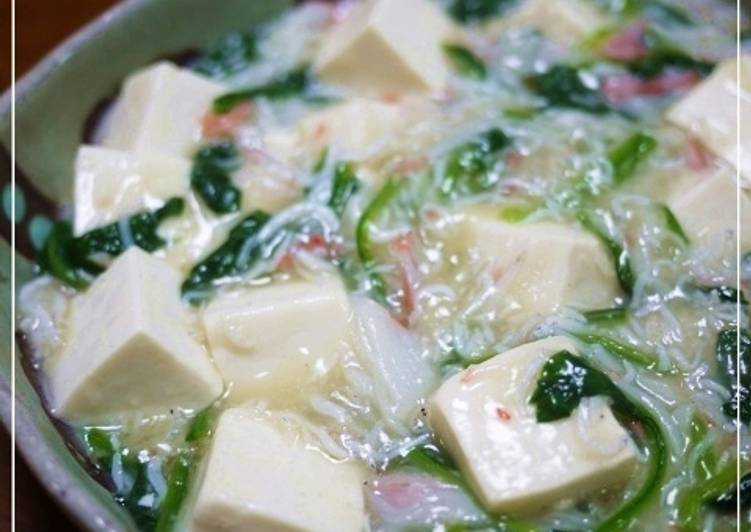Taiwanese Tofu in Thick Sauce with Spinach and Shirasu