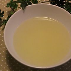 Easy and Flavorful Japanese Soup Stock (Dashi) A picture of Easy and Flavorful Japanese Soup Stock (Dashi).