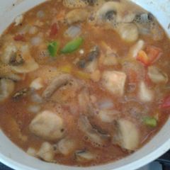 A picture of Moes chicken and mushroom.