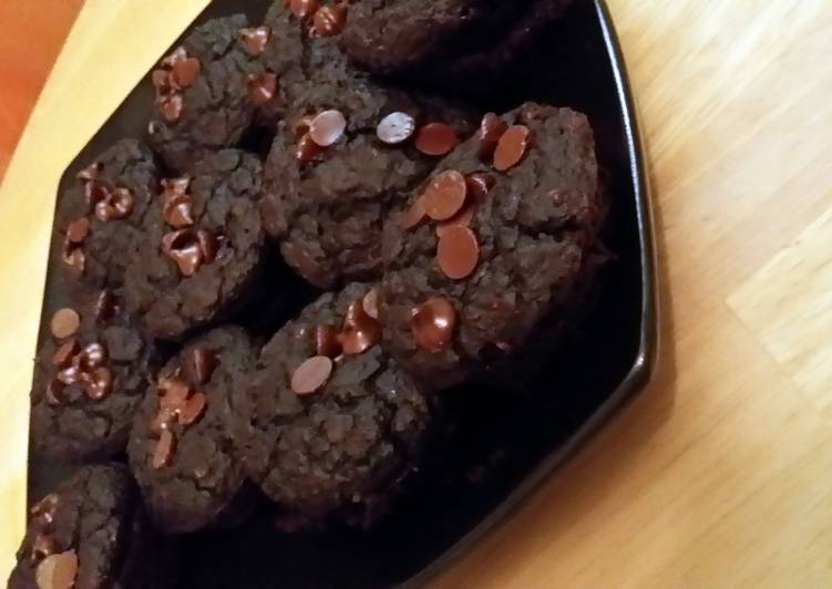 Simple Way to Make Speedy low calorie chocolate oatmeal breakfast muffin