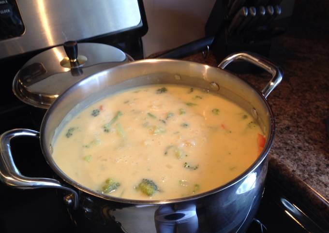 How to Make Speedy Broccoli Cheese Soup