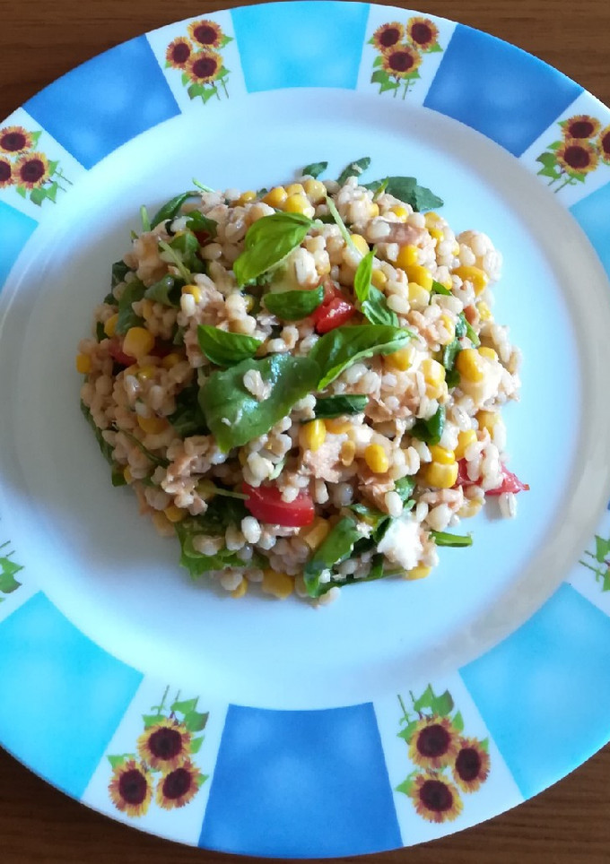 Foto di Insalata con orzo perlato