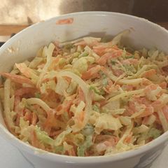 A picture of Easy coleslaw.