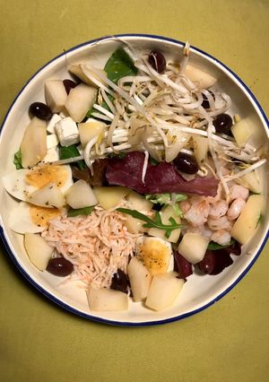 Una foto de Cena : otra ensalada