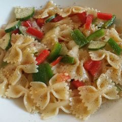 A picture of Italian Pasta Salad.