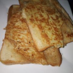 A picture of Fried Egg Bread.