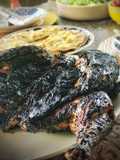 Pollo de corral al carbón con patatas