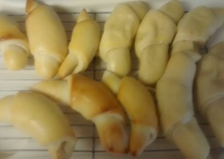 TL'S Butter Crescents