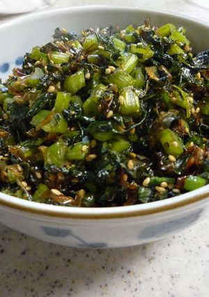 A picture of Furikake Daikon Radish Leaves.