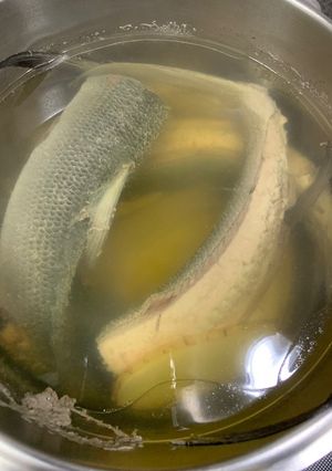 壓力鍋-虱目魚高湯 的食譜成品照片