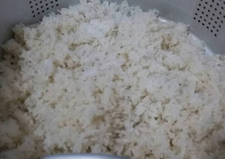 Cara Gampang Menyiapkan Nasi Hainam Kaldu Ayam Kampung Anti Gagal