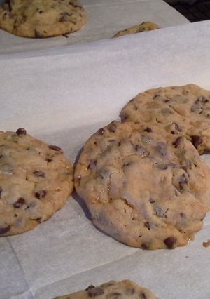 A picture of Toffee Chocolate Chip Cookies.