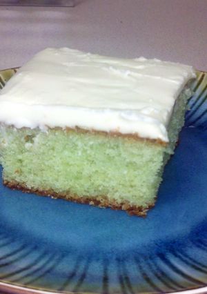 A picture of Key lime cake.