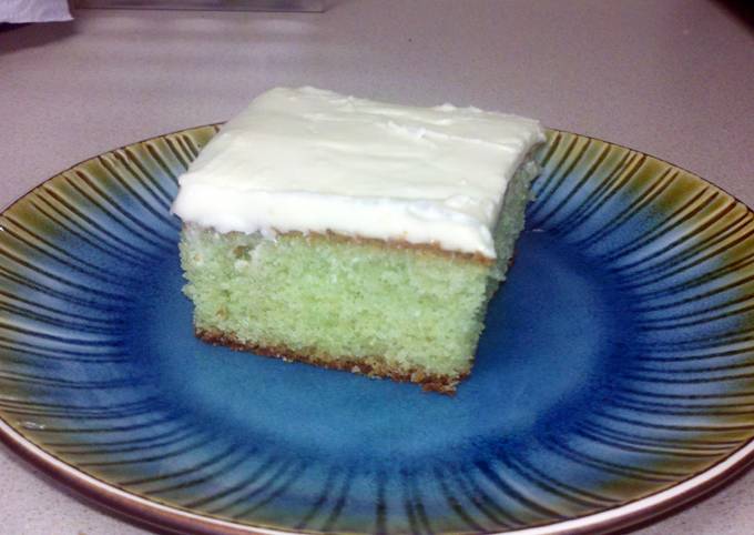 Key lime cake