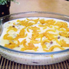 A picture of Sago Custard with Peanut Chikki & Jalebis.