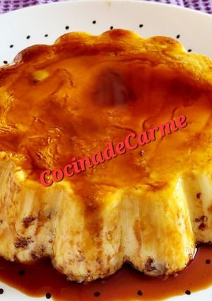 Foto principal de Pastel de limón con virutas de galletas de chocolate y avellana