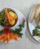 Lạ miệng với món lợn sốt vang