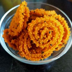 A picture of Chakli.