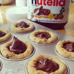 A picture of Nutella Cookie Cups.