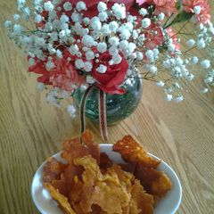 A picture of Cheese chips.
