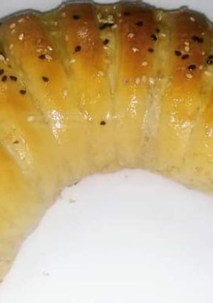 A picture of Chicken Cheese bread.