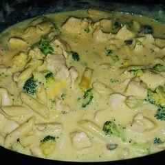 A picture of Cheese Chicken & Broccoli.