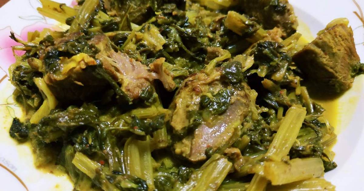 Khoresh Karafs (Celery stew) Recipe by Destina Cookpad