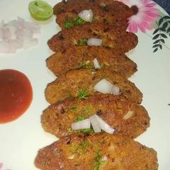 A picture of Veg cutlet.