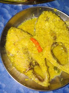 ইলিশ ভাপা (ilish bhapa recipe in Bengali) রেসিপির প্রধান ছবি