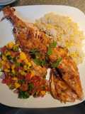 Pescado Zarandeado con Arroz Blanco y Ensalada de Mango