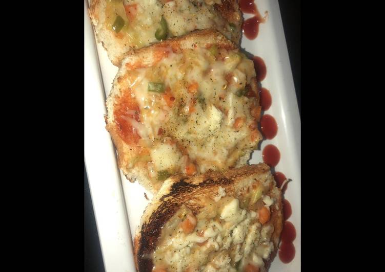 Recipe of Favorite Instant Bread pizza