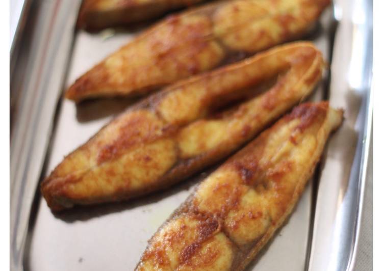 Easiest Way to Prepare Favorite Golden Pomfret fry