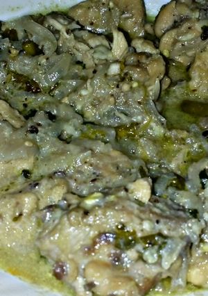 A picture of Dahi Chicken.