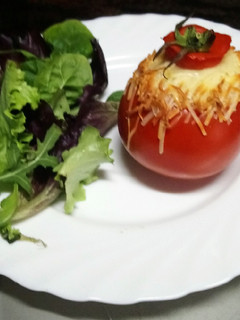 Una foto de Tomates rellenos
