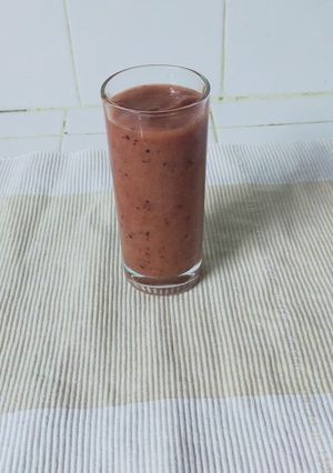 A picture of Mixed fruit smoothie#themechallenge.