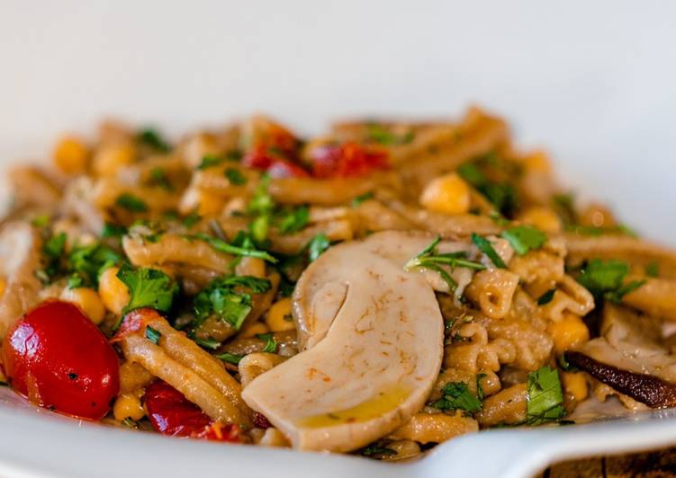 Simple Way to Prepare Award-winning Pasta con Ceci e Funghi Porcini (Vegan-Healthy ED.)