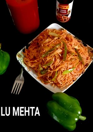 स्पाइसी चिल्ली नूडल्स (Spicy chilli noodles recipe in hindi) रेसिपी मुख्य फोटो