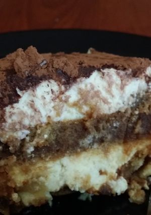 A picture of Tiramisu.